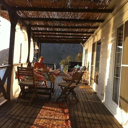 Stunning Sea-view House Hébergement de vacances